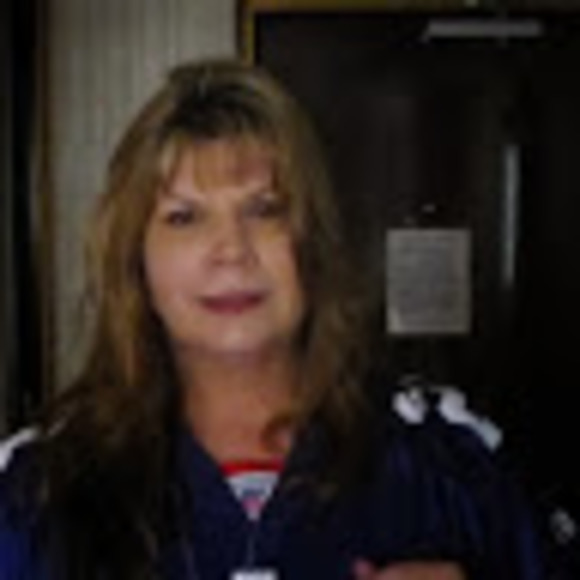 Meet your Posher, Carolynasanchez - Picture 1 of 1